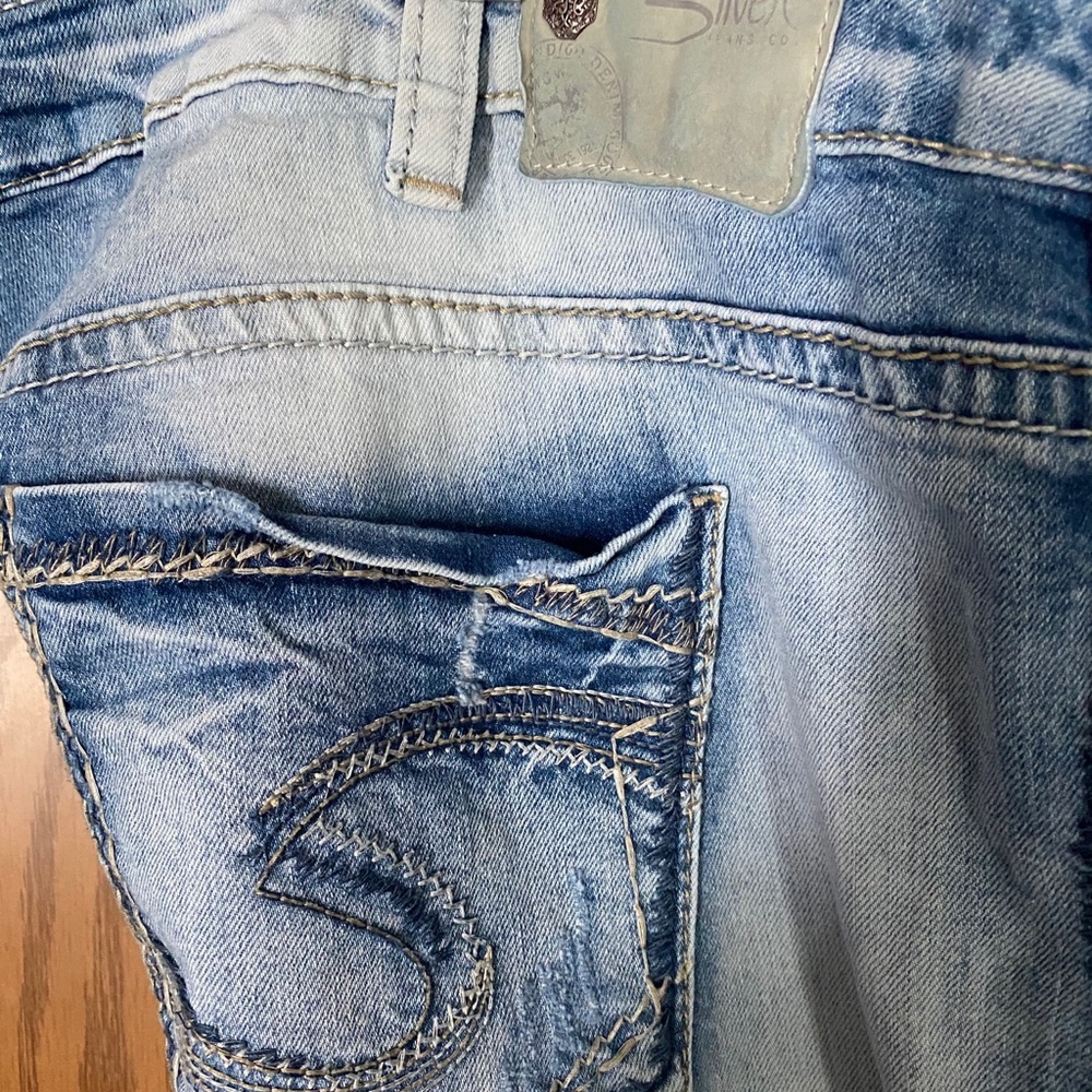 IN NEW CONDITION, WORN AND WASHED ONCE SILVERS